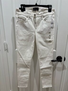 NWT GAP Women's White High-Rise Skinny Jeans